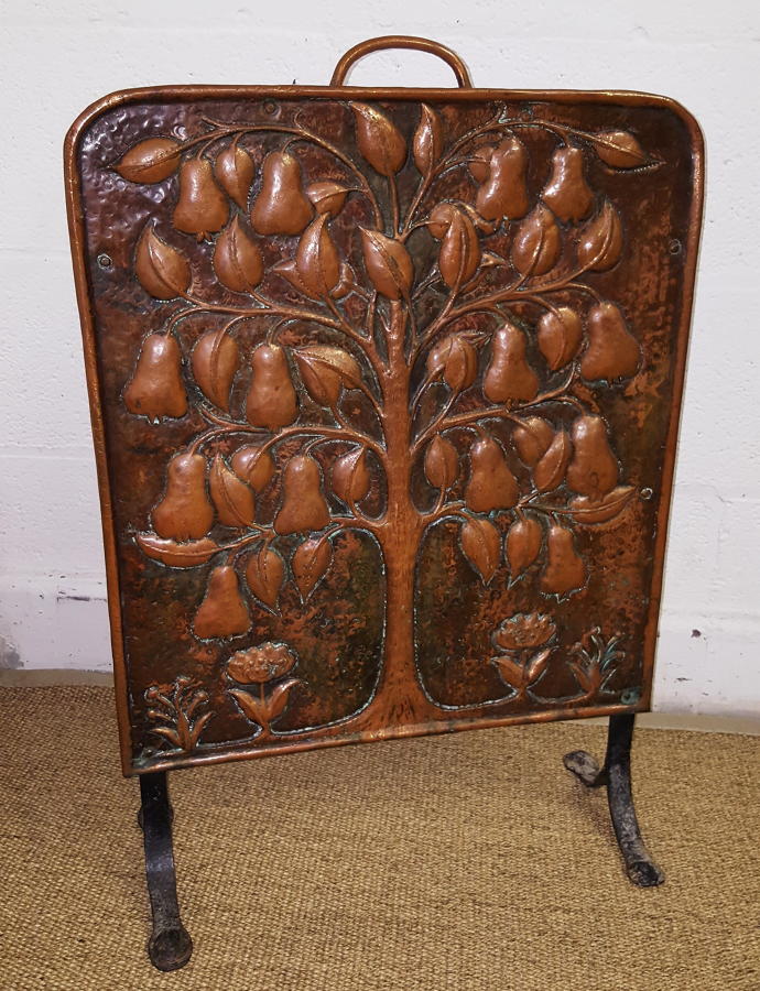 DECORATIVE OBJECTS