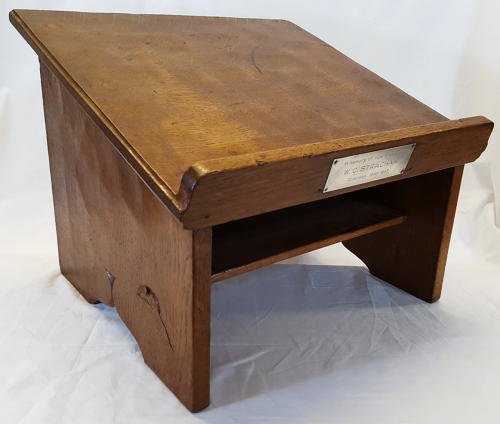 ROBERT MOUSEMAN THOMPSON  OAK BOOK STAND C1940
