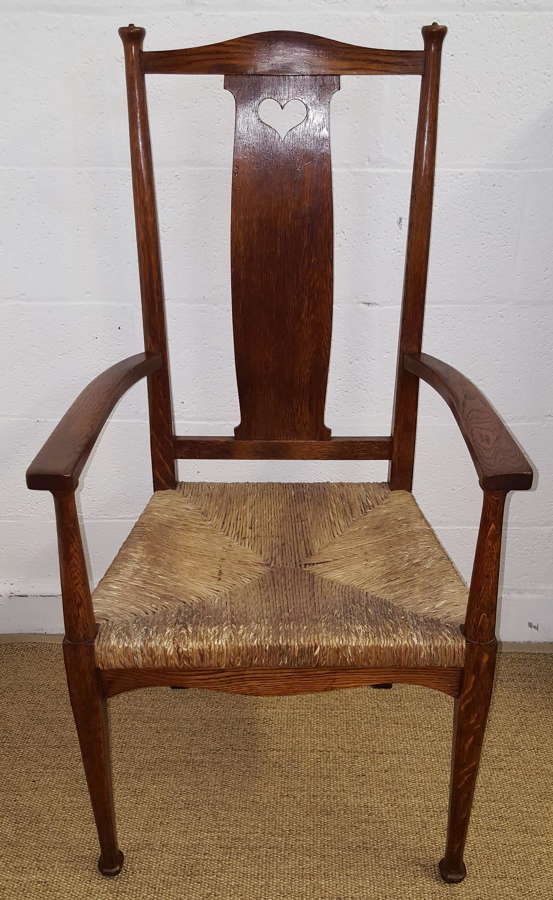 HEALS ARTS AND CRAFTS FINE FEATHERS OAK CHAIR C1904