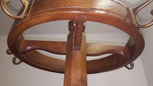 ARTS AND CRAFTS OAK COAT STAND C1900