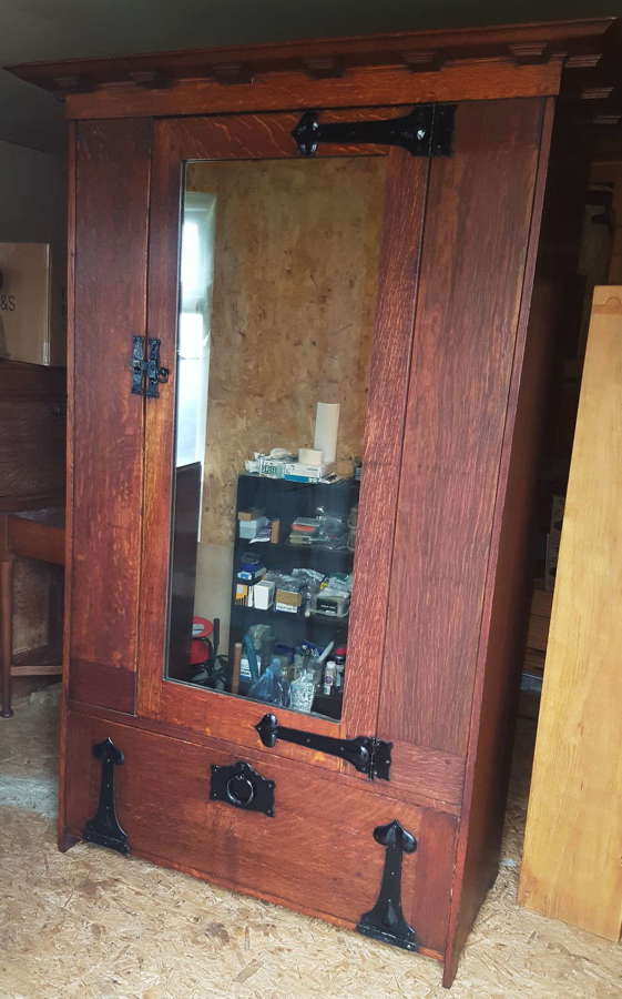 HEALS ST. IVES OAK WARDROBE C1898