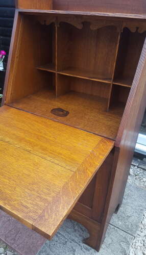 RARE AMBROSE HEAL ARTS AND CRAFTS OAK BUREAU C1905