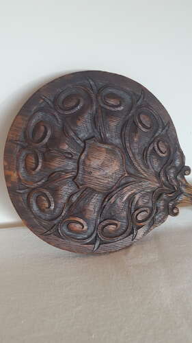 ARTHUR SIMPSON KENDAL ARTS AND CRAFTS CARVED OAK HAND MIRROR C1910