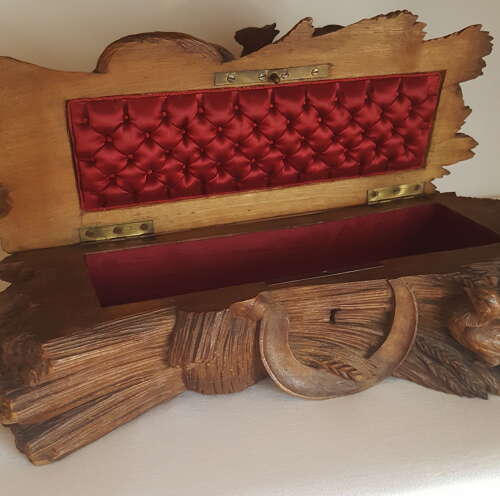 Rare Black  Forest Brienz Jewellery Box c1890 V Large